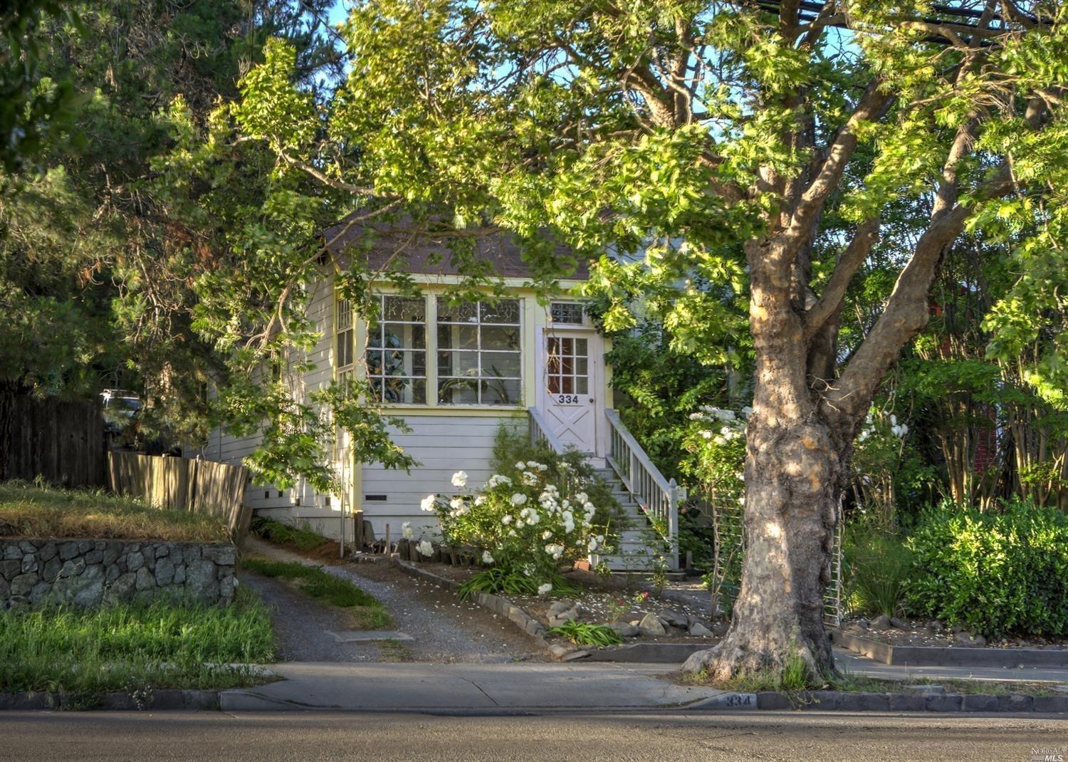 334 Bodega Ave, Petaluma, CA 94952 photo 1
