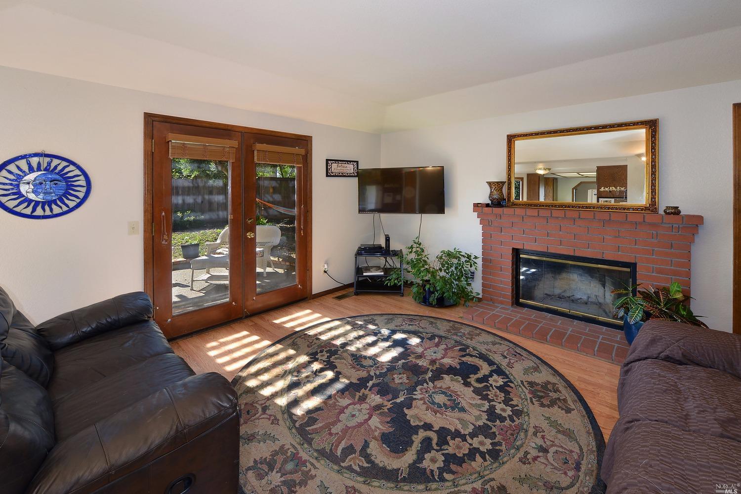 311 Alden Ct, Windsor, CA 95492 photo 6
