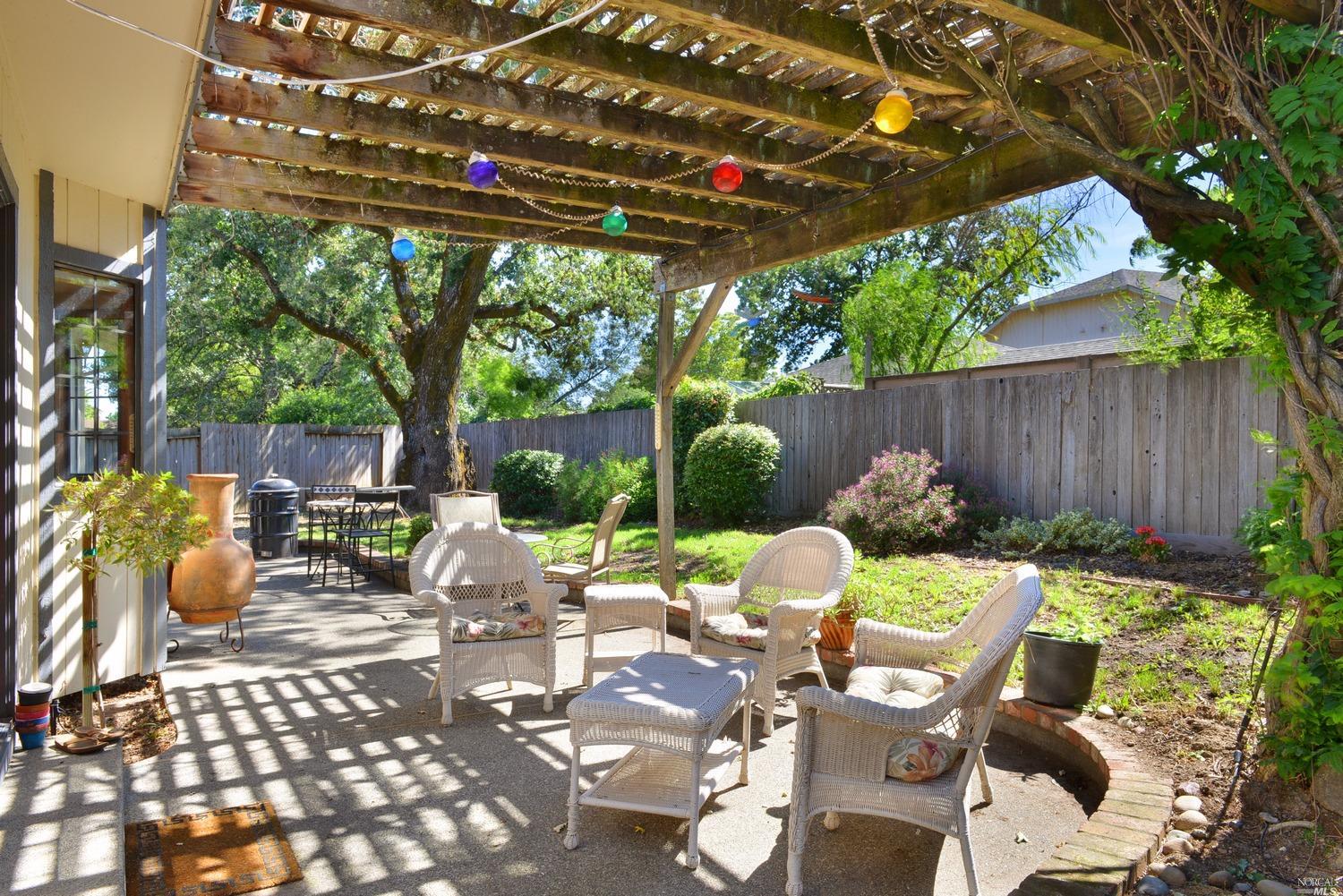 311 Alden Ct, Windsor, CA 95492 photo 5