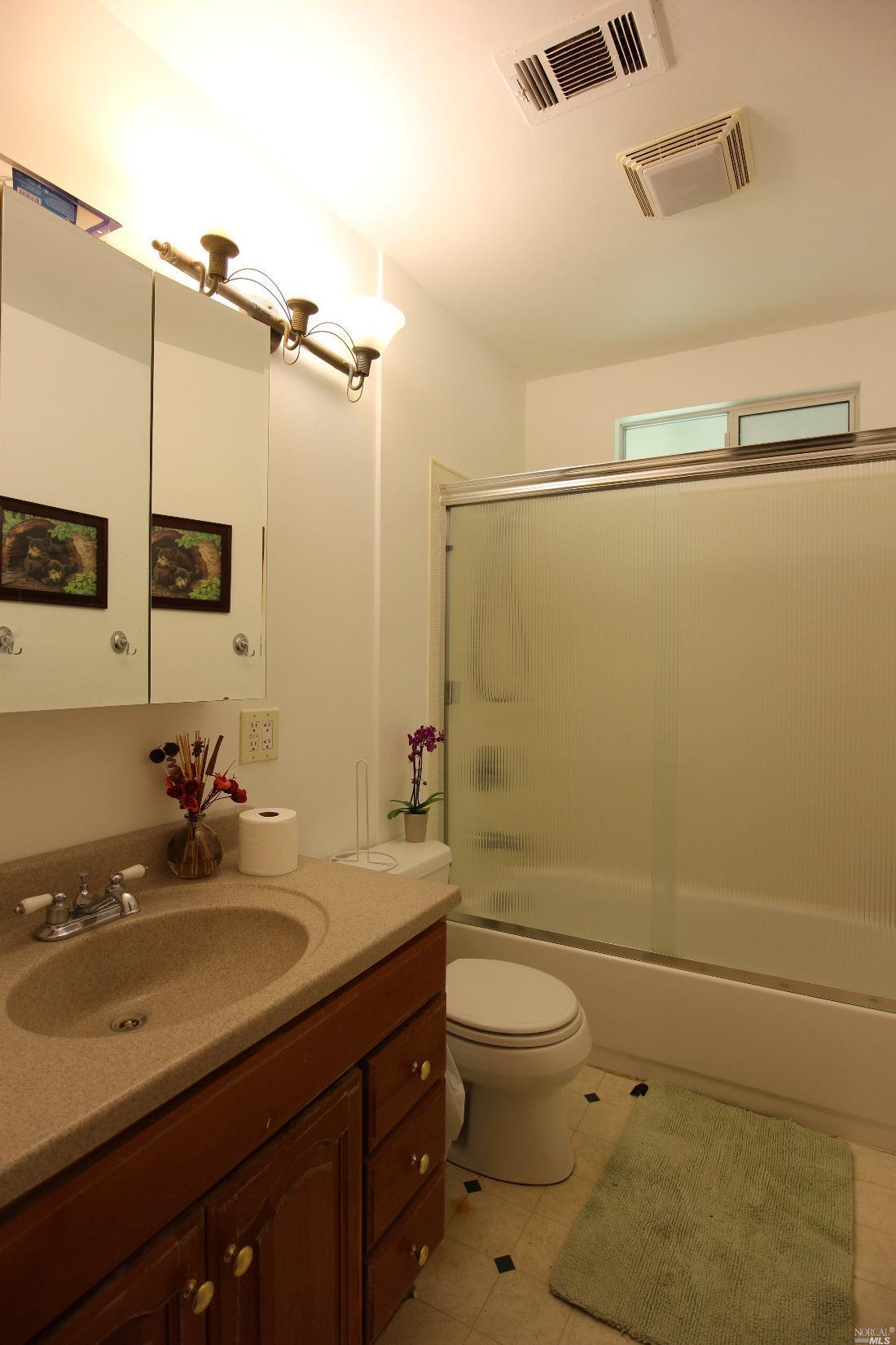 7670 Maverick Ln, Vacaville, CA 95688 photo 11