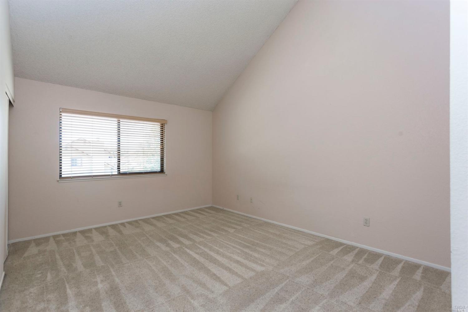 79 Del Prado Cir, Fairfield, CA 94533 photo 13