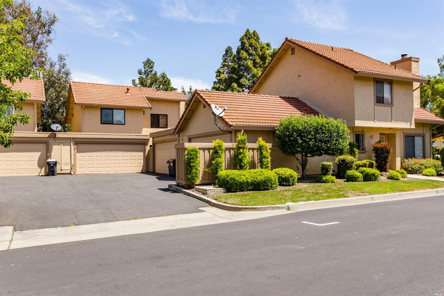 79 Del Prado Cir, Fairfield, CA 94533 photo 23