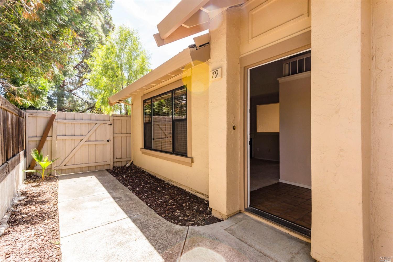 79 Del Prado Cir, Fairfield, CA 94533 photo 21