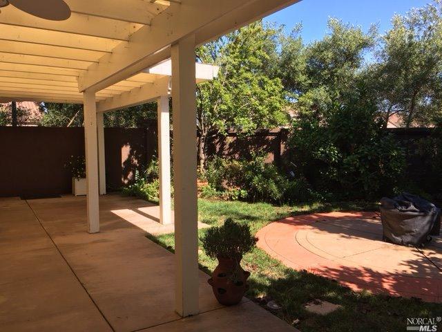3 Chesapeake Ct, Napa, CA 94559 photo 4