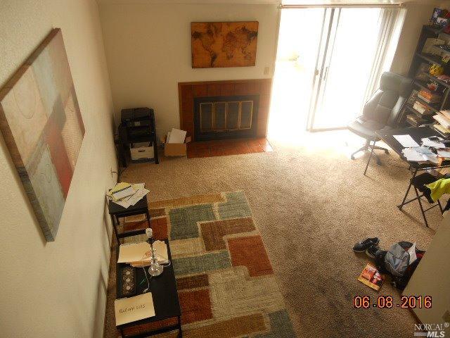 238 Courtyards E, Windsor, CA 95492 photo 2