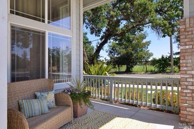 8204 Trione Cir, Windsor, CA 95492 photo 2