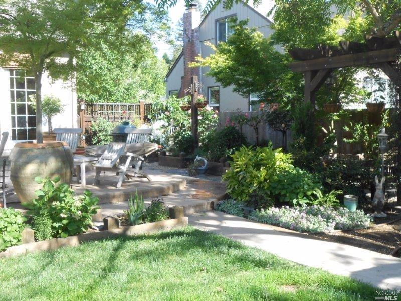 921 Wright St, Santa Rosa, CA 95404 photo 5