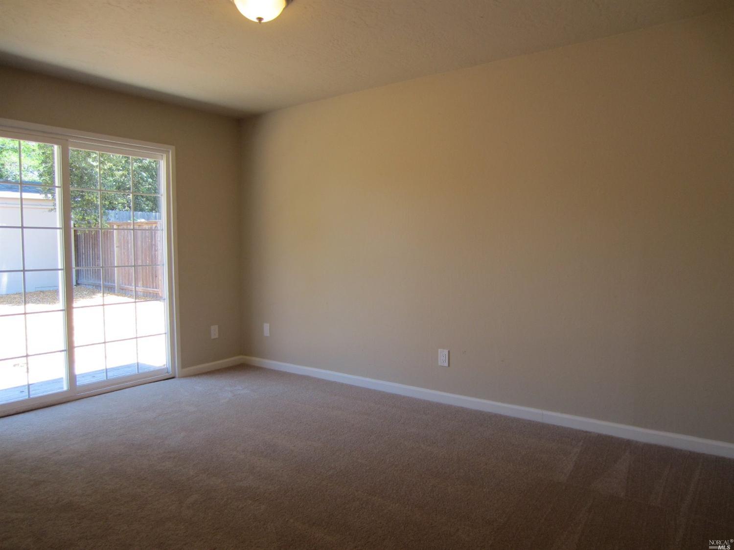 530 Bluebird Dr, Windsor, CA 95492 photo 10