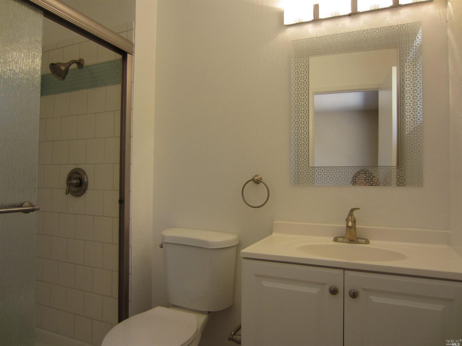 530 Bluebird Dr, Windsor, CA 95492 photo 11