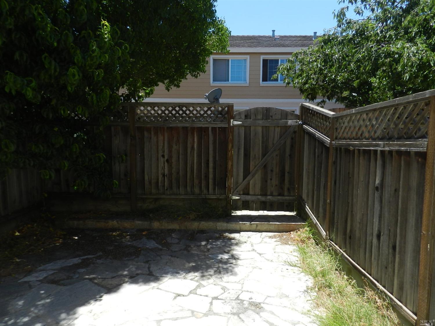 621 Daniels Ave, Vallejo, CA 94590 photo 18