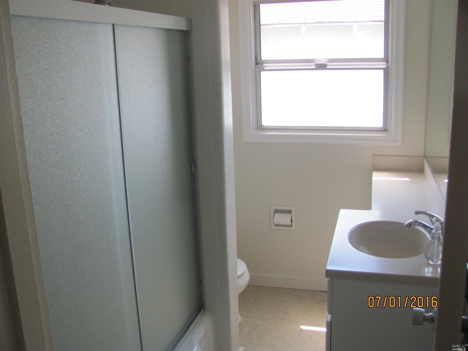 236 Del Mar Ave, Vallejo, CA 94589 photo 8