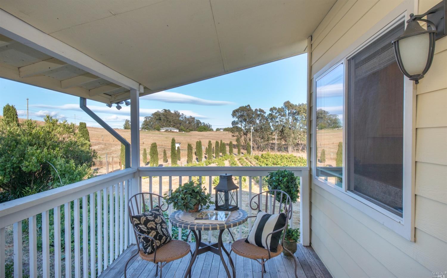 3660 Roblar Rd, Petaluma, CA 94952 photo 1