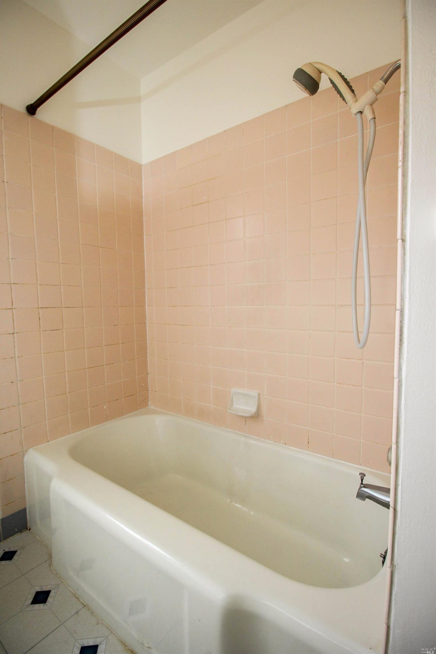 530 Cedar St, Vallejo, CA 94591 photo 32