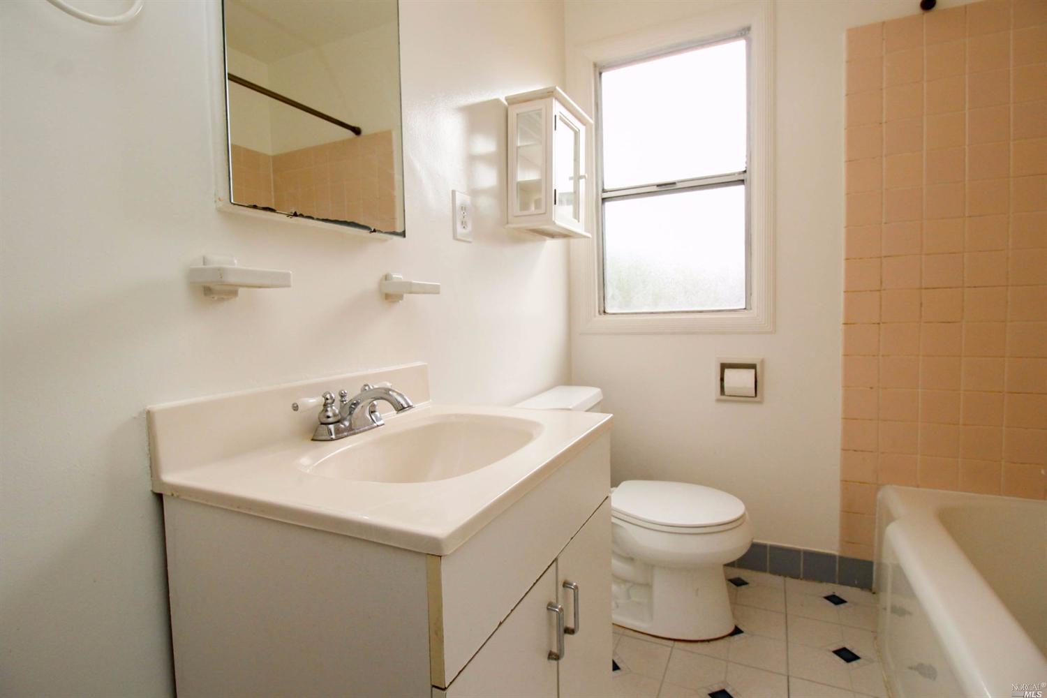 530 Cedar St, Vallejo, CA 94591 photo 28