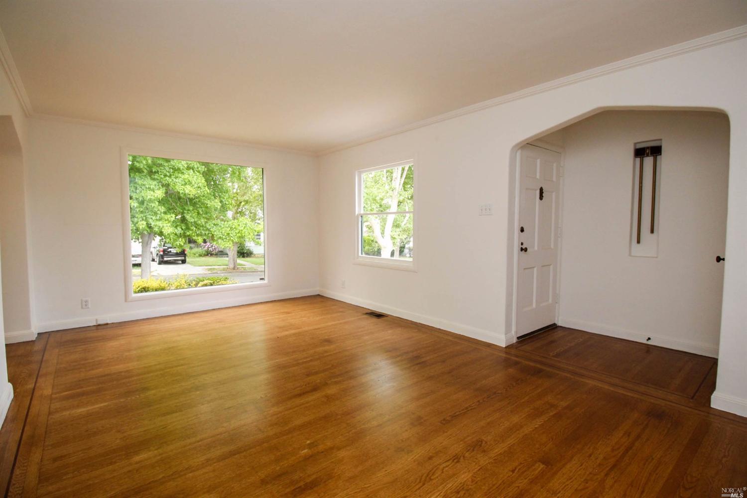 530 Cedar St, Vallejo, CA 94591 photo 4