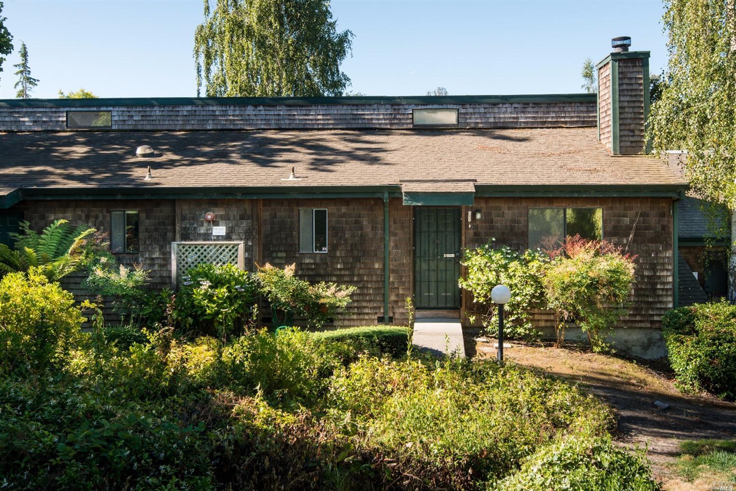 30 Pine Tree Cir, Cotati, CA 94931 photo 1