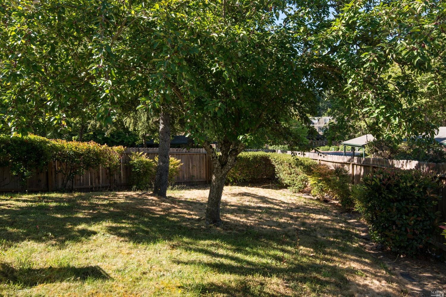 30 Pine Tree Cir, Cotati, CA 94931 photo 12