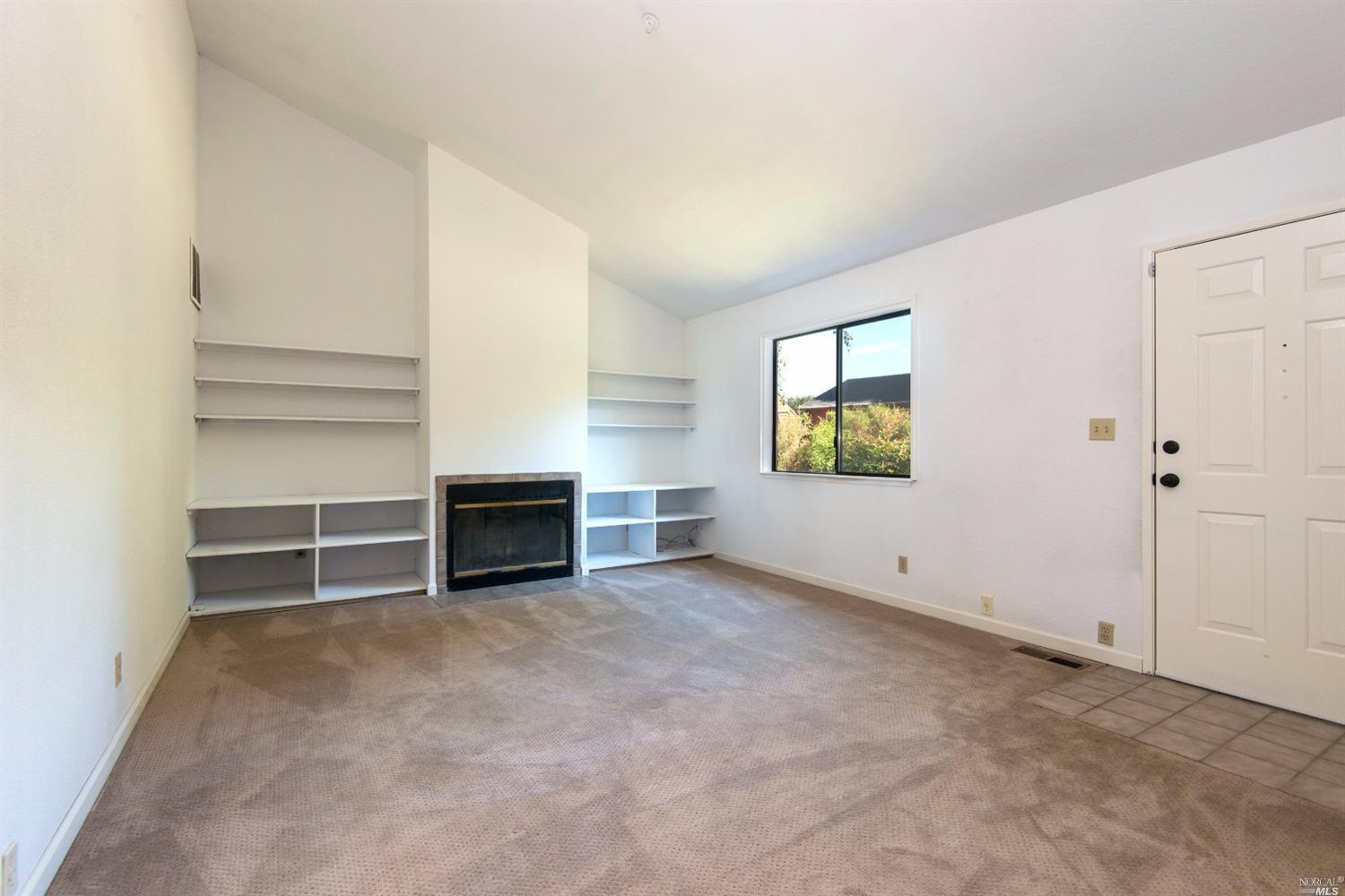 30 Pine Tree Cir, Cotati, CA 94931 photo 2