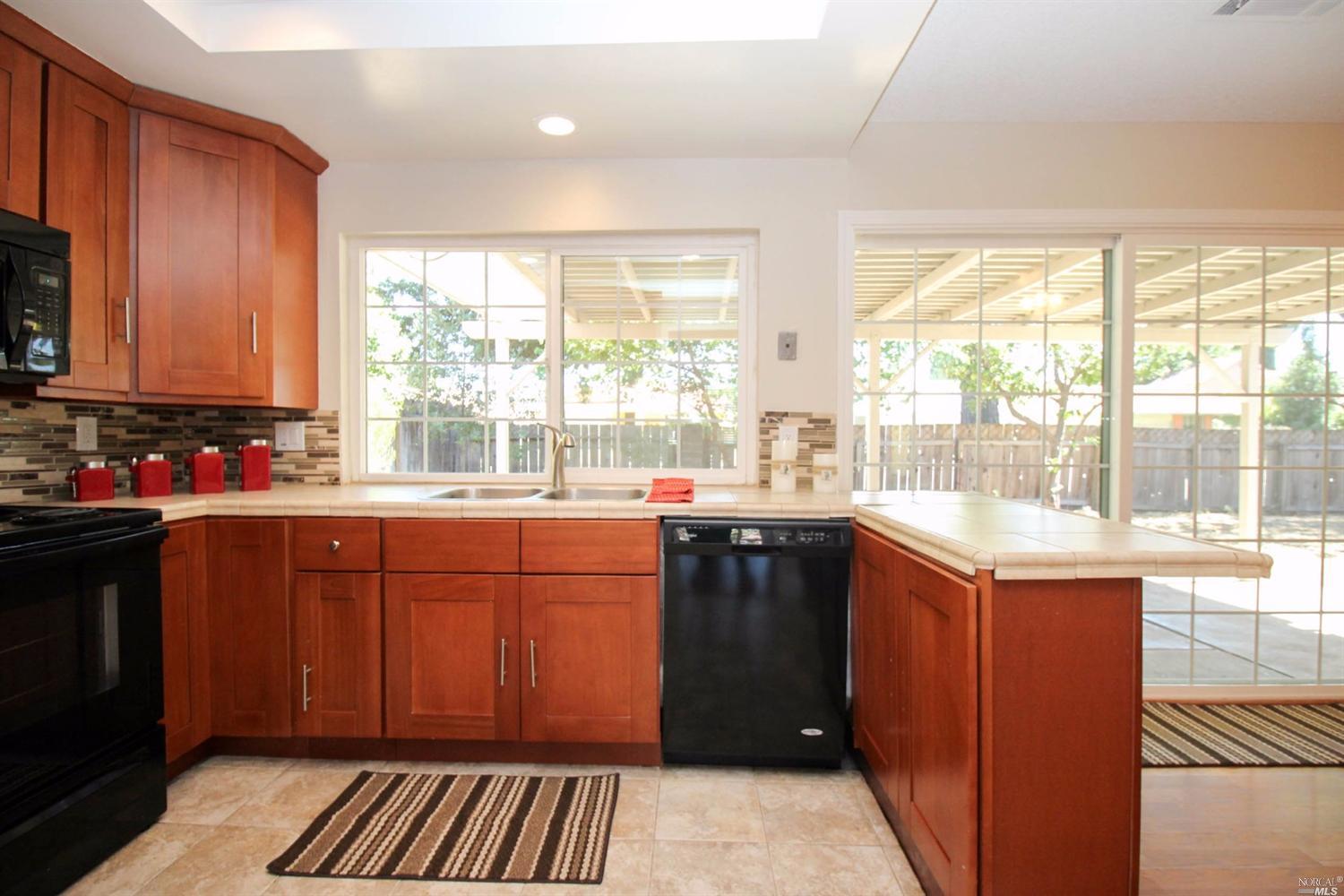643 Asbury Ln, Fairfield, CA 94533 photo 18