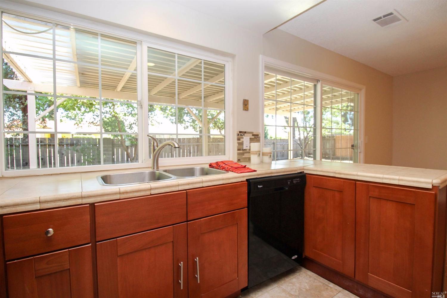 643 Asbury Ln, Fairfield, CA 94533 photo 20