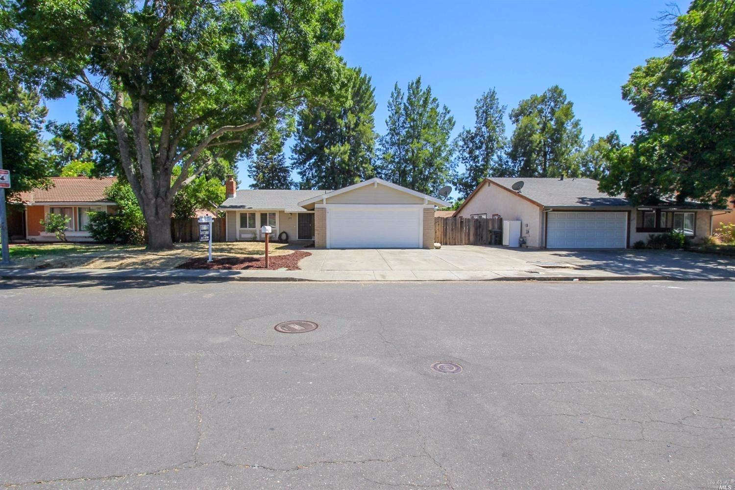 643 Asbury Ln, Fairfield, CA 94533 photo 2