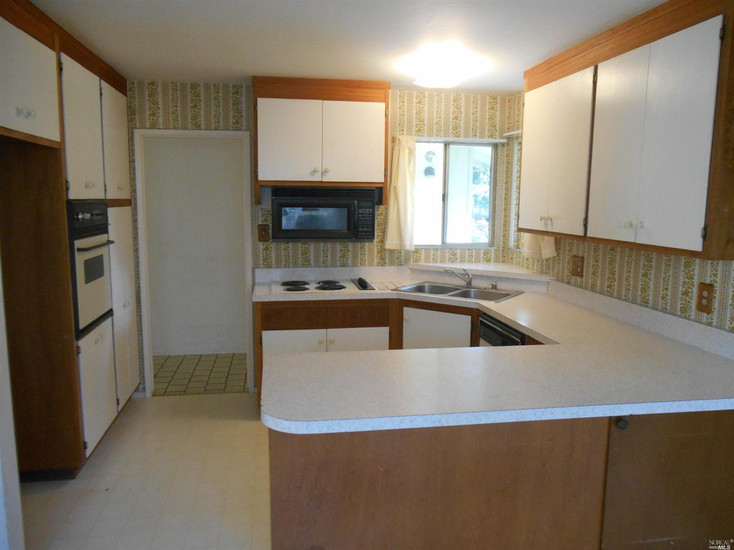 3326 Macbeth St, Napa, CA 94558 photo 3