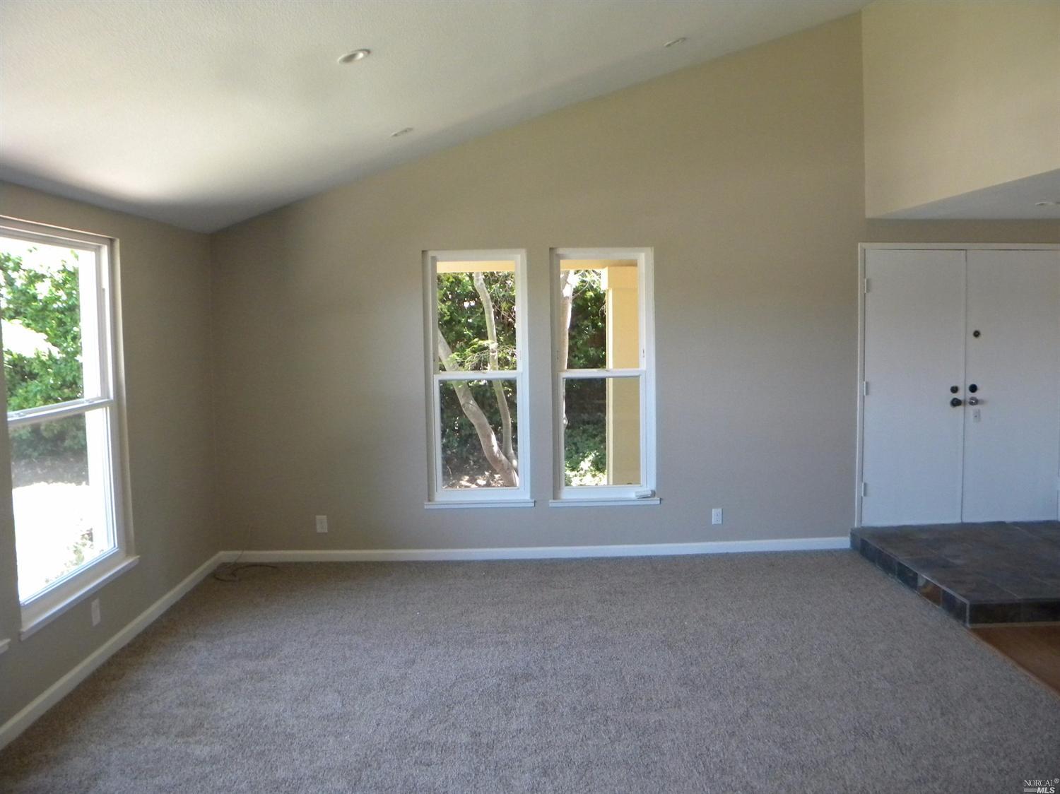 111 Louise Ct, Vallejo, CA 94590 photo 8