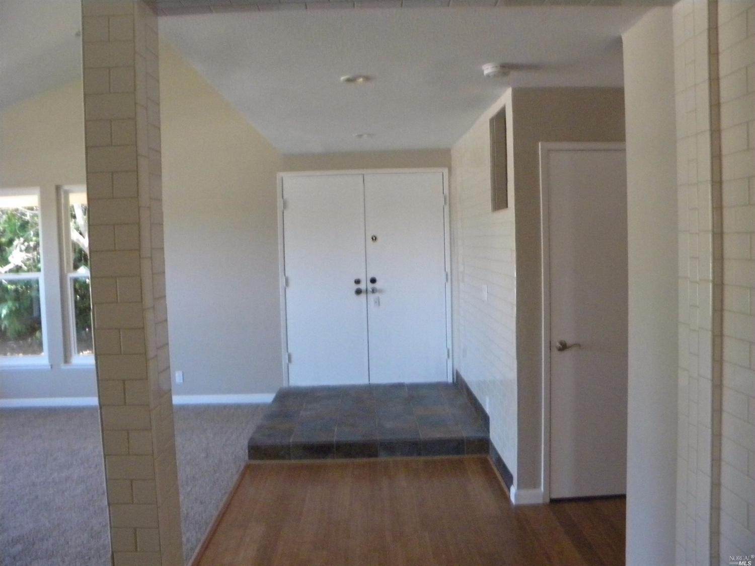 111 Louise Ct, Vallejo, CA 94590 photo 5