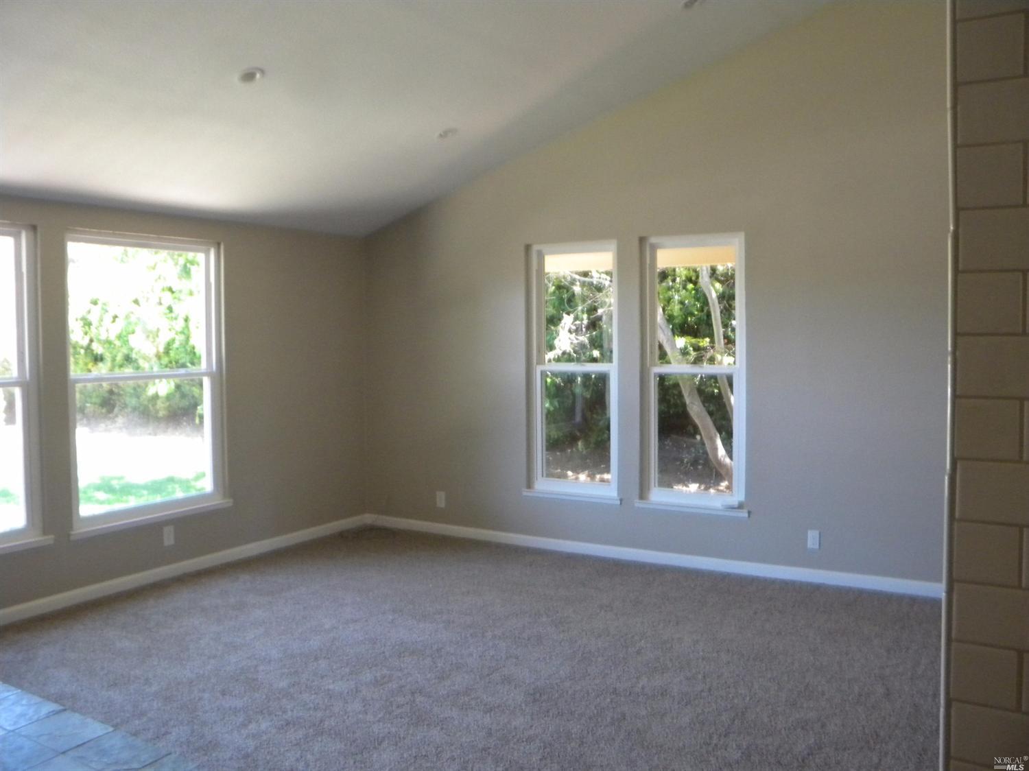 111 Louise Ct, Vallejo, CA 94590 photo 4