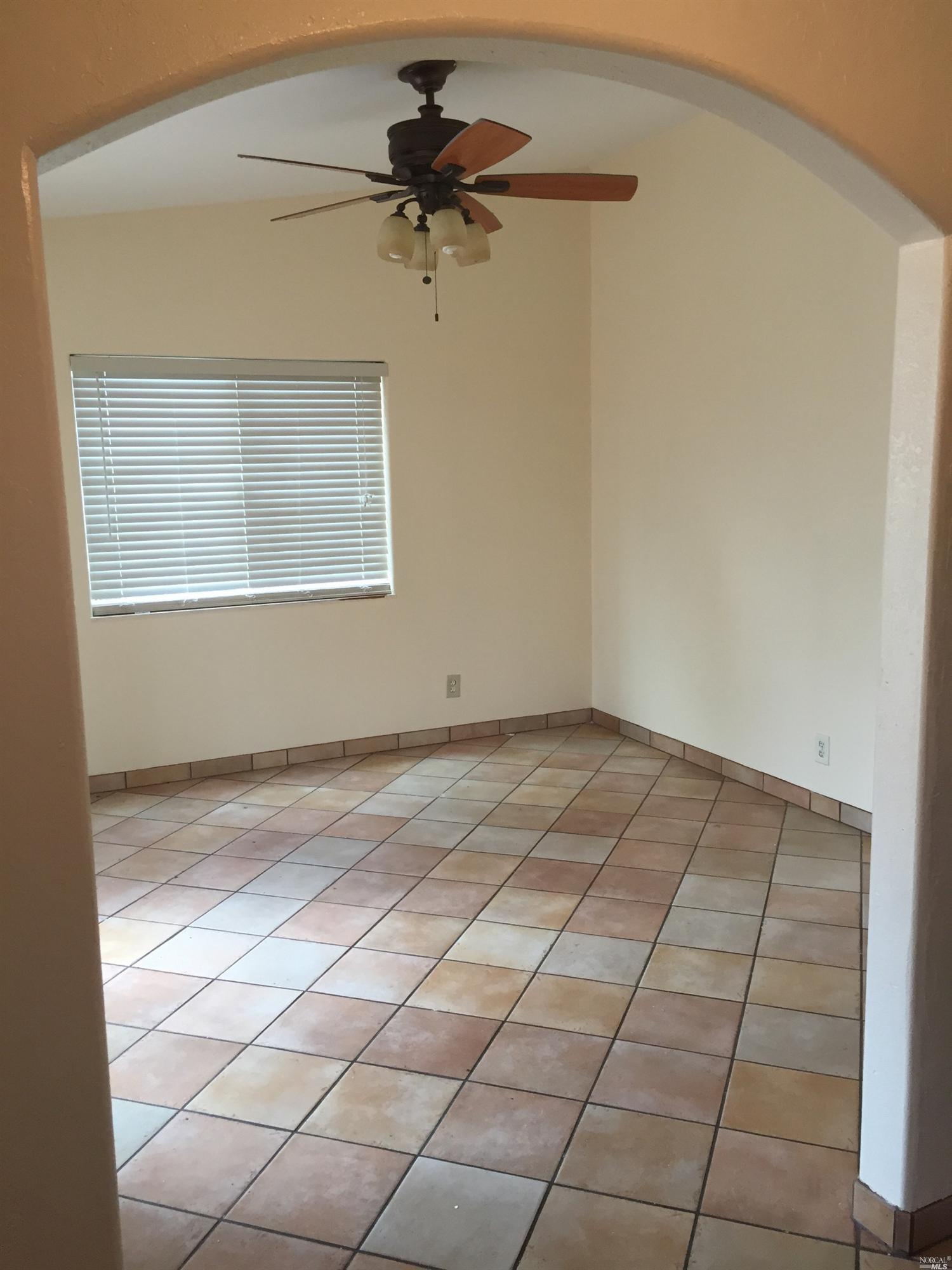 148 Spencer St, Vallejo, CA 94589 photo 5