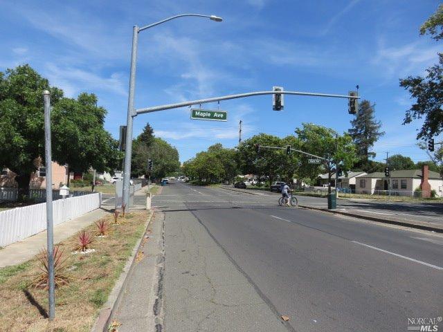2936 Georgia St, Vallejo, CA 94591 photo 2