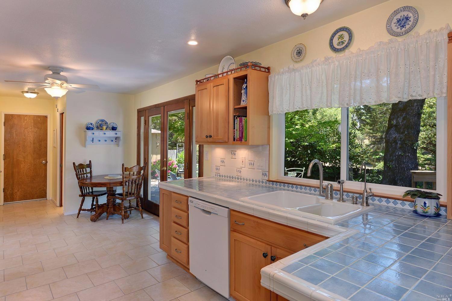 10300 Brooks Rd, Windsor, CA 95492 photo 7