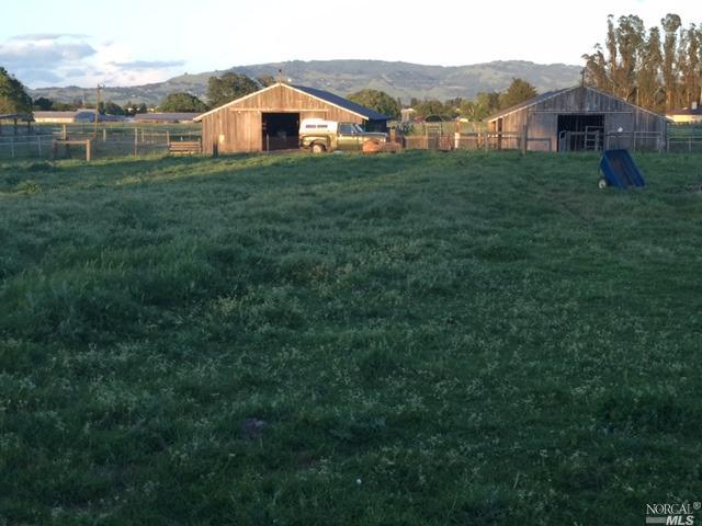 5900 Oak Ave, Cotati, CA 94931 photo 3