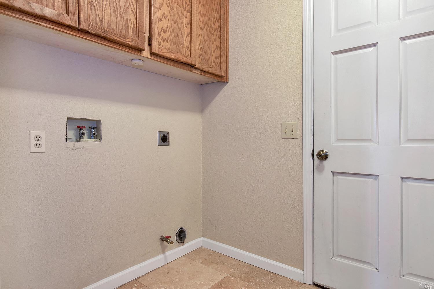 7801 Sparrow Ct, Windsor, CA 95492 photo 20