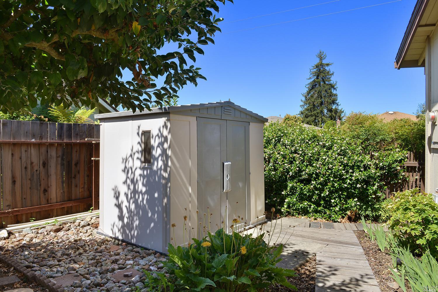 224 Sequoia Cir, Healdsburg, CA 95448 photo 16