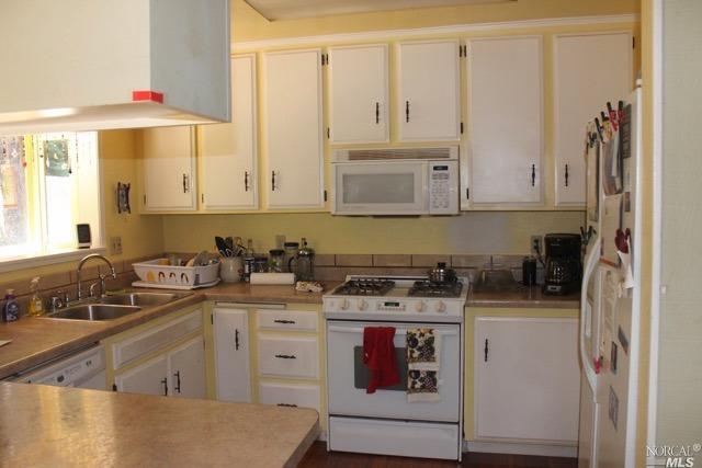 24130 Birch Pl, Willits, CA 95490 photo 5