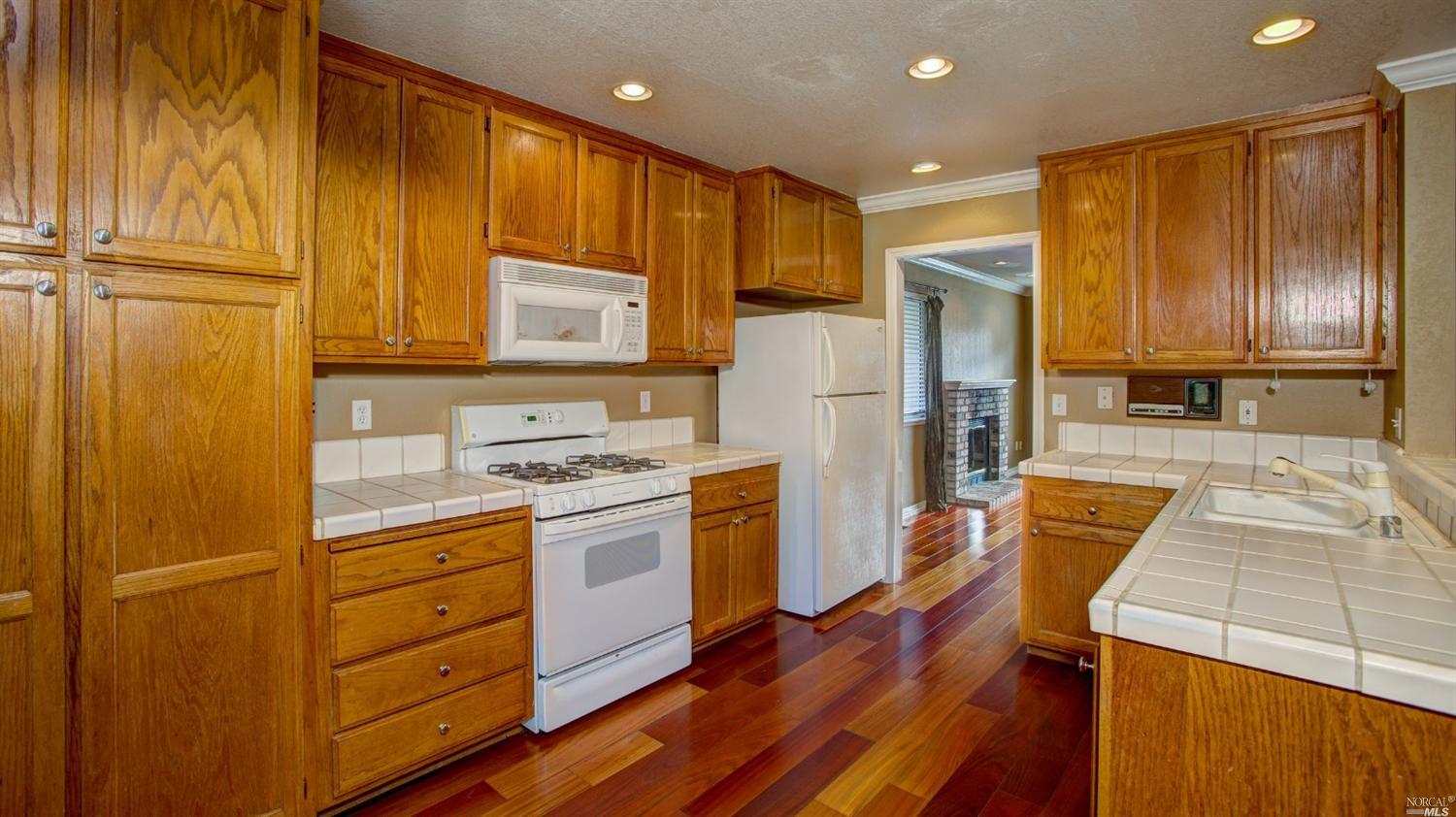 209 Hahn Way, Cotati, CA 94931 photo 7