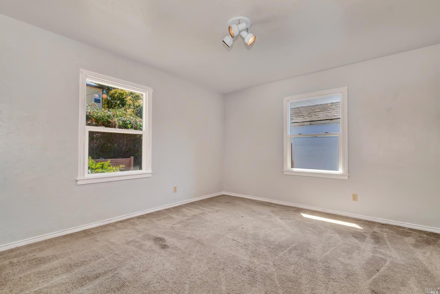 113 Hill Dr, Vallejo, CA 94590 photo 17