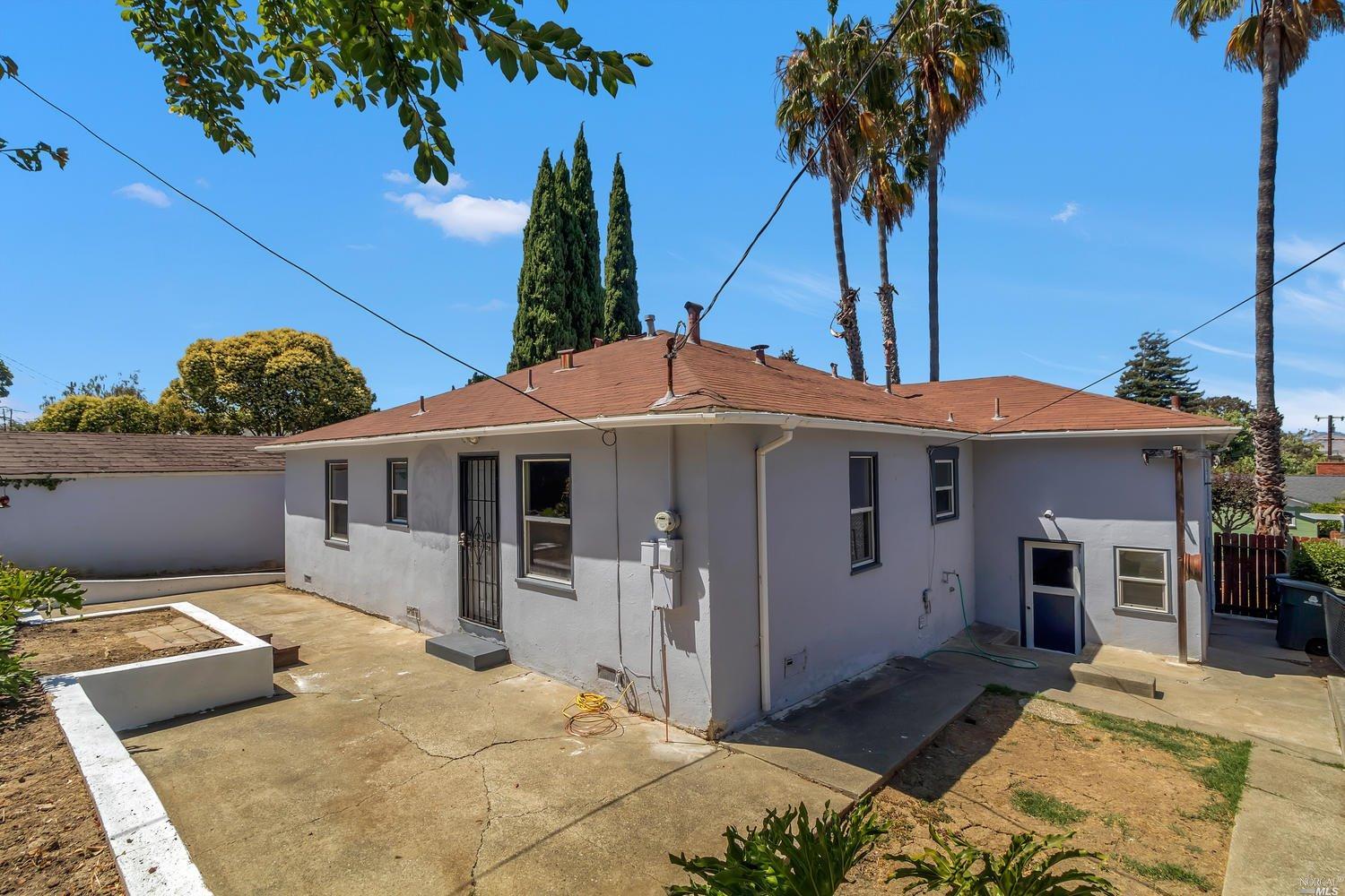 113 Hill Dr, Vallejo, CA 94590 photo 23