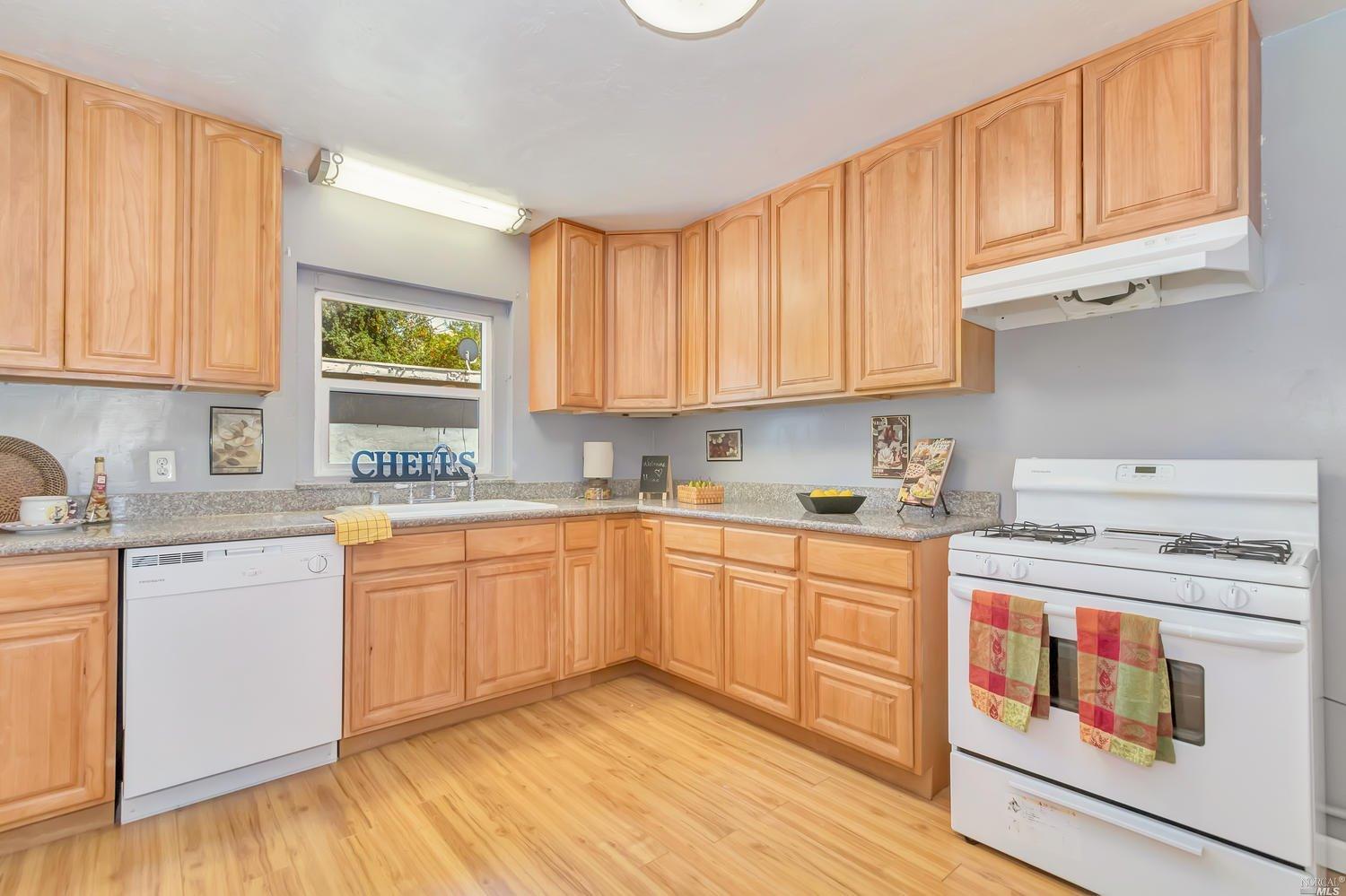 113 Hill Dr, Vallejo, CA 94590 photo 11