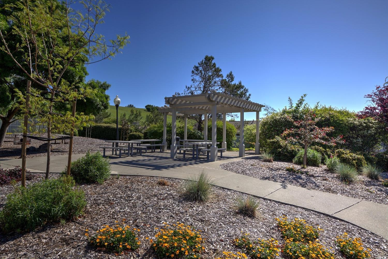131 Windsor Dr, Petaluma, CA 94952 photo 25