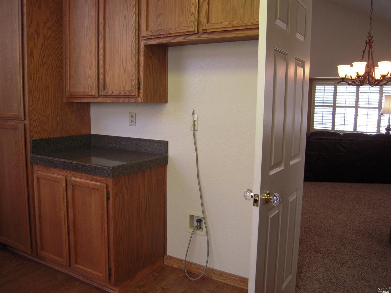 1037 Hickory Ave, Fairfield, CA 94533 photo 13