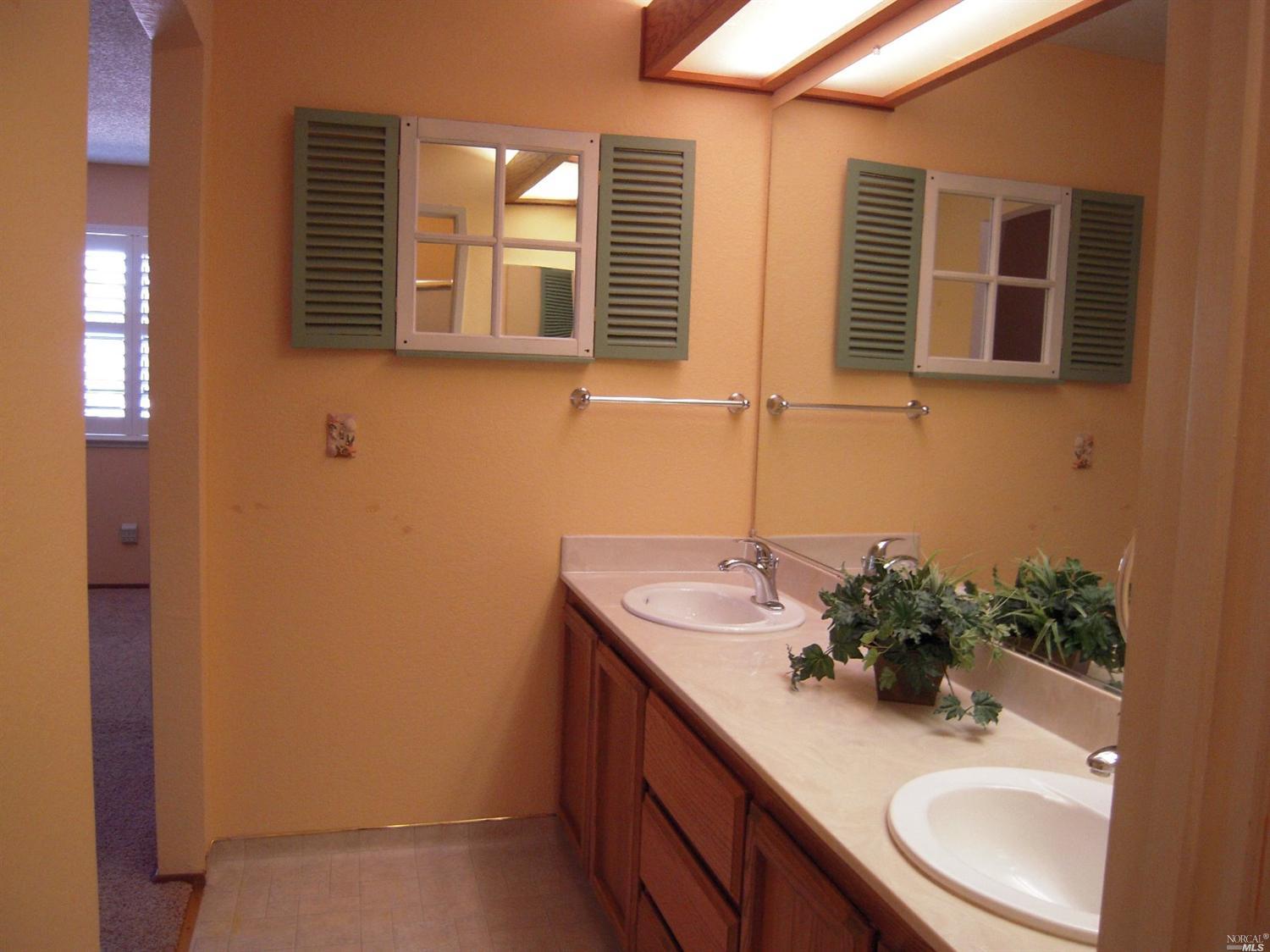 1037 Hickory Ave, Fairfield, CA 94533 photo 22