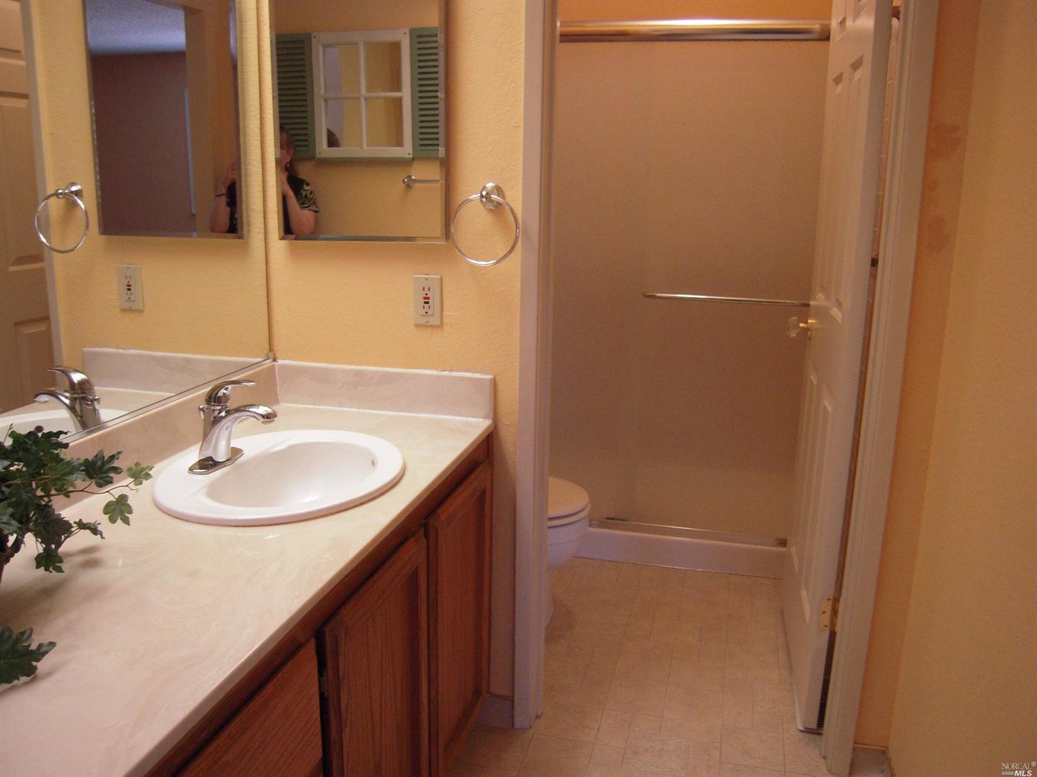 1037 Hickory Ave, Fairfield, CA 94533 photo 23