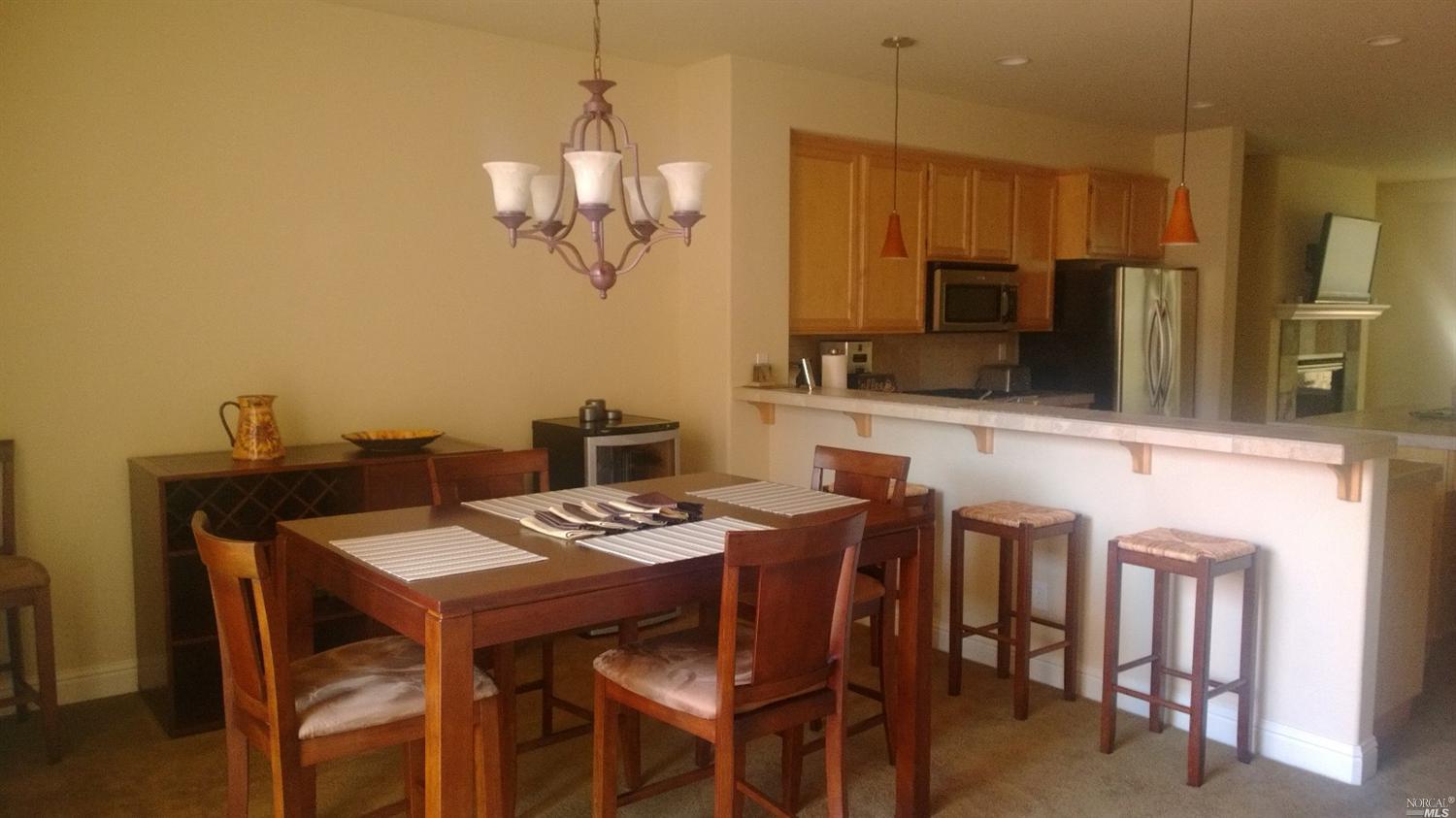 206 Windsor River Rd, Windsor, CA 95492 photo 1