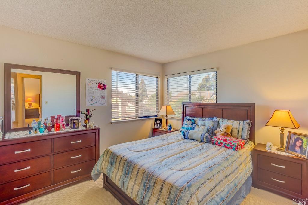 1025 Linden Ave, Fairfield, CA 94533 photo 34