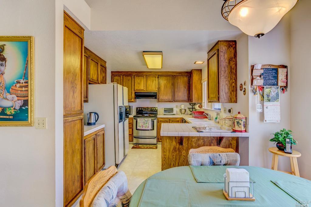 1025 Linden Ave, Fairfield, CA 94533 photo 21