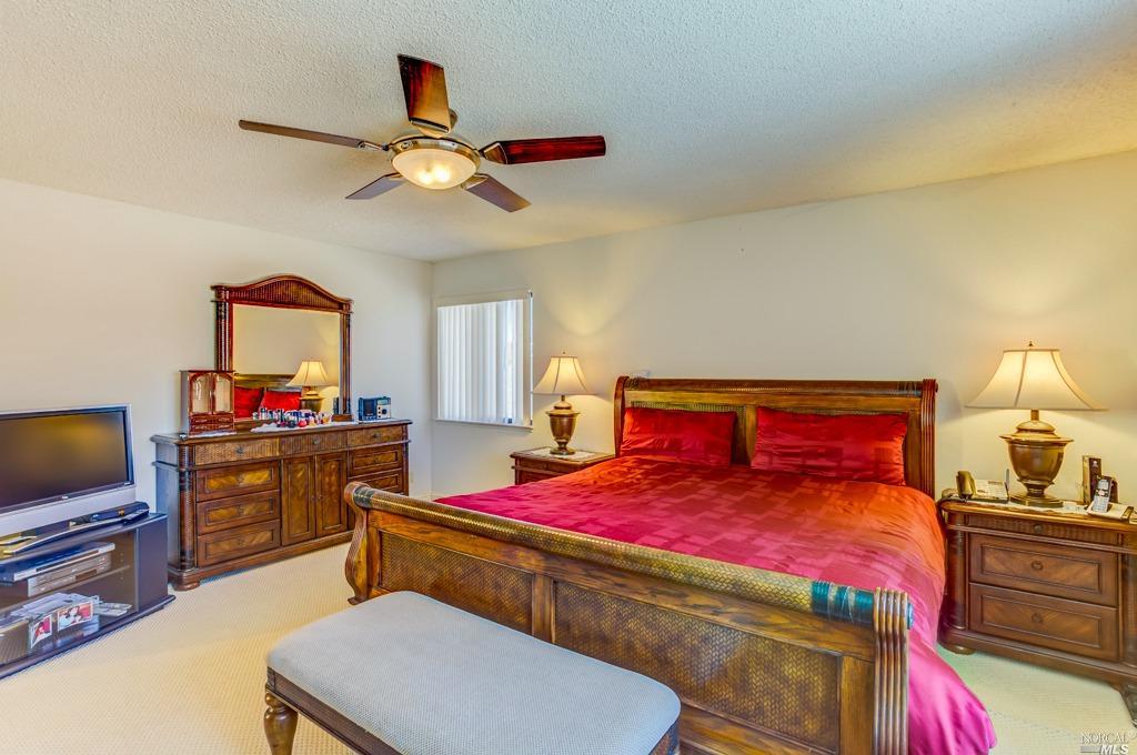 1025 Linden Ave, Fairfield, CA 94533 photo 41