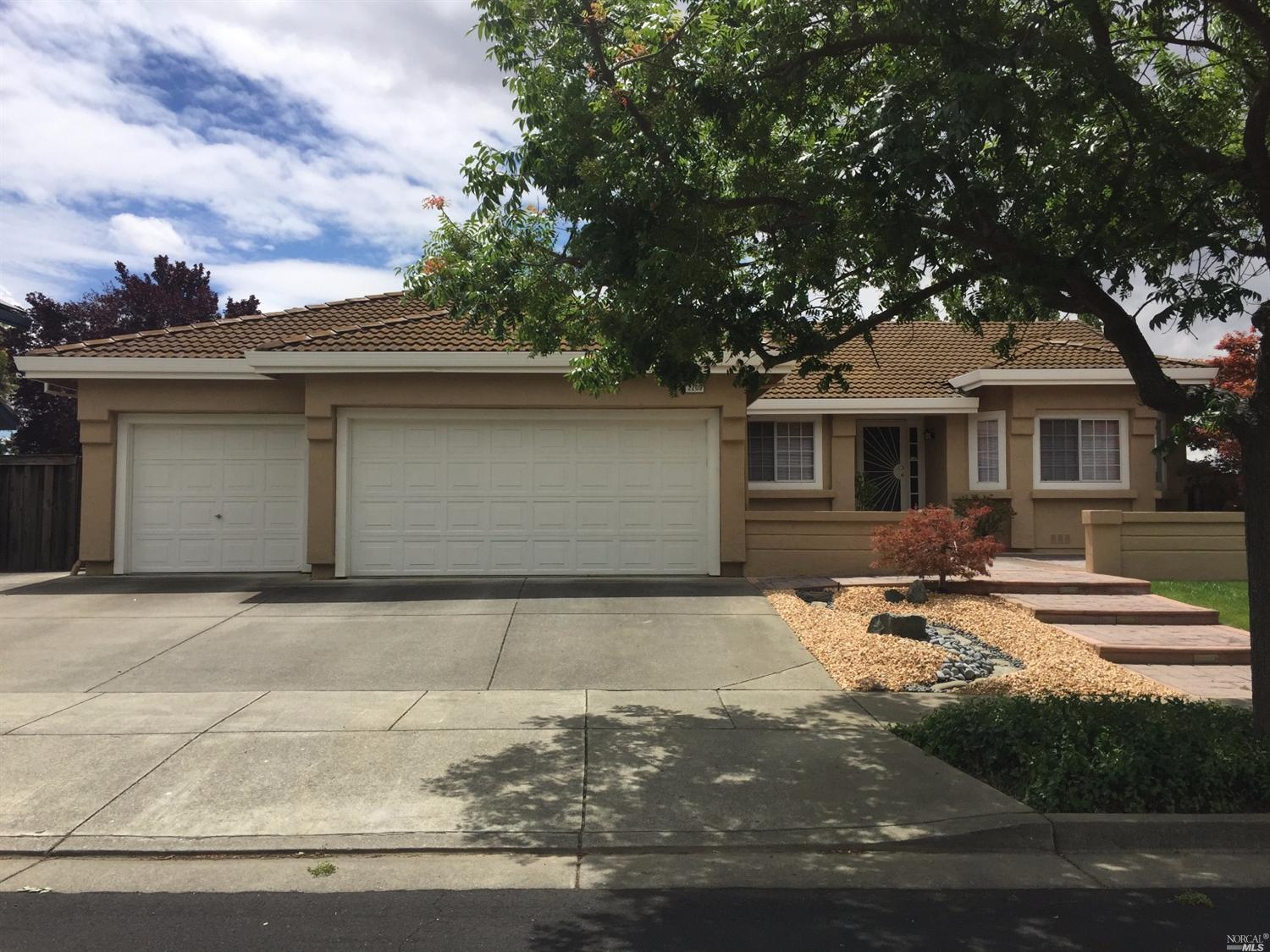2209 Silver Fox Cir, Fairfield, CA 94534 photo 1