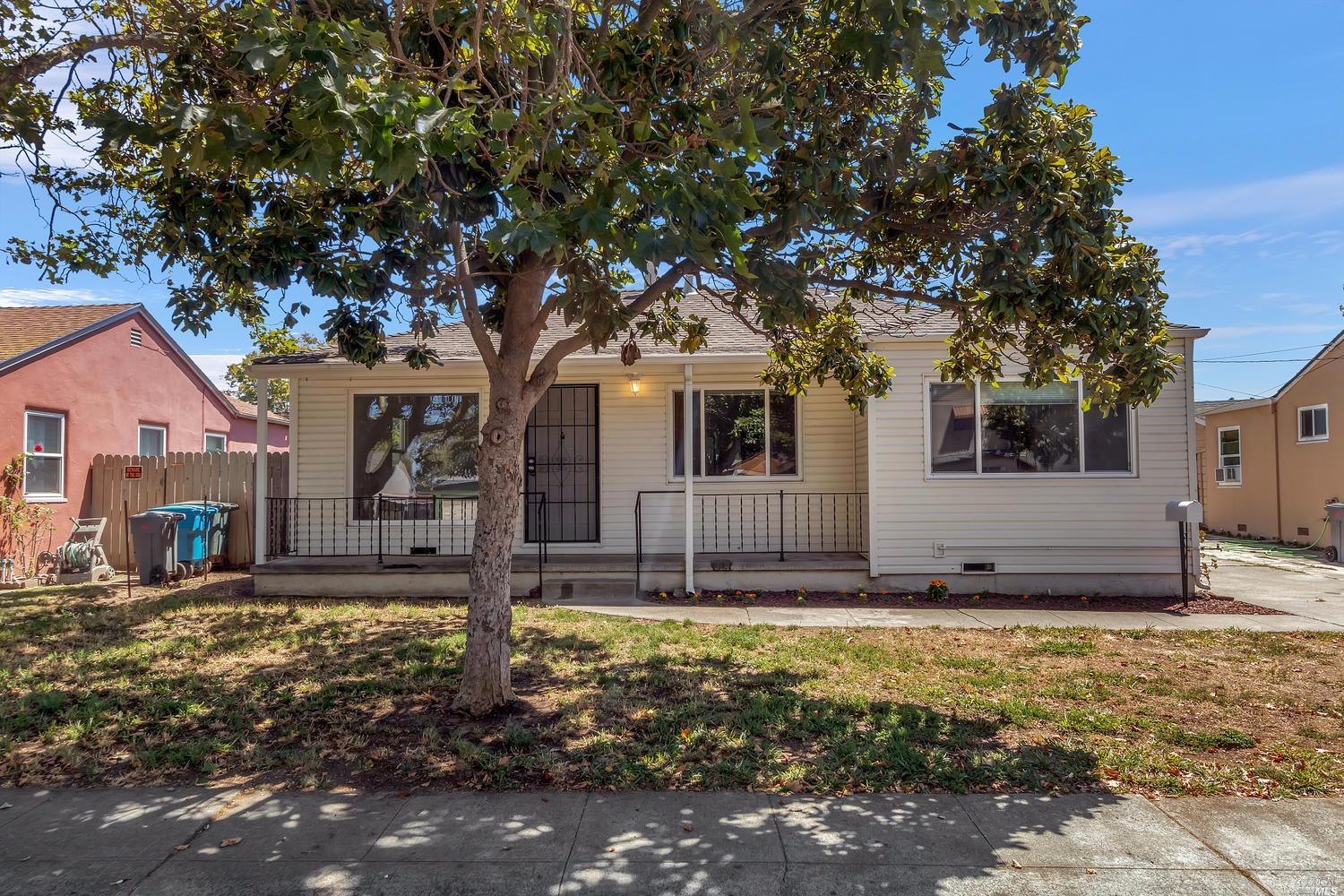 820 Oakwood Ave, Vallejo, CA 94591 photo 1